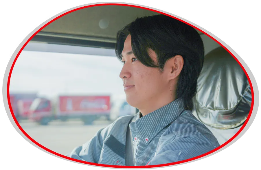 運転する男性スタッフ